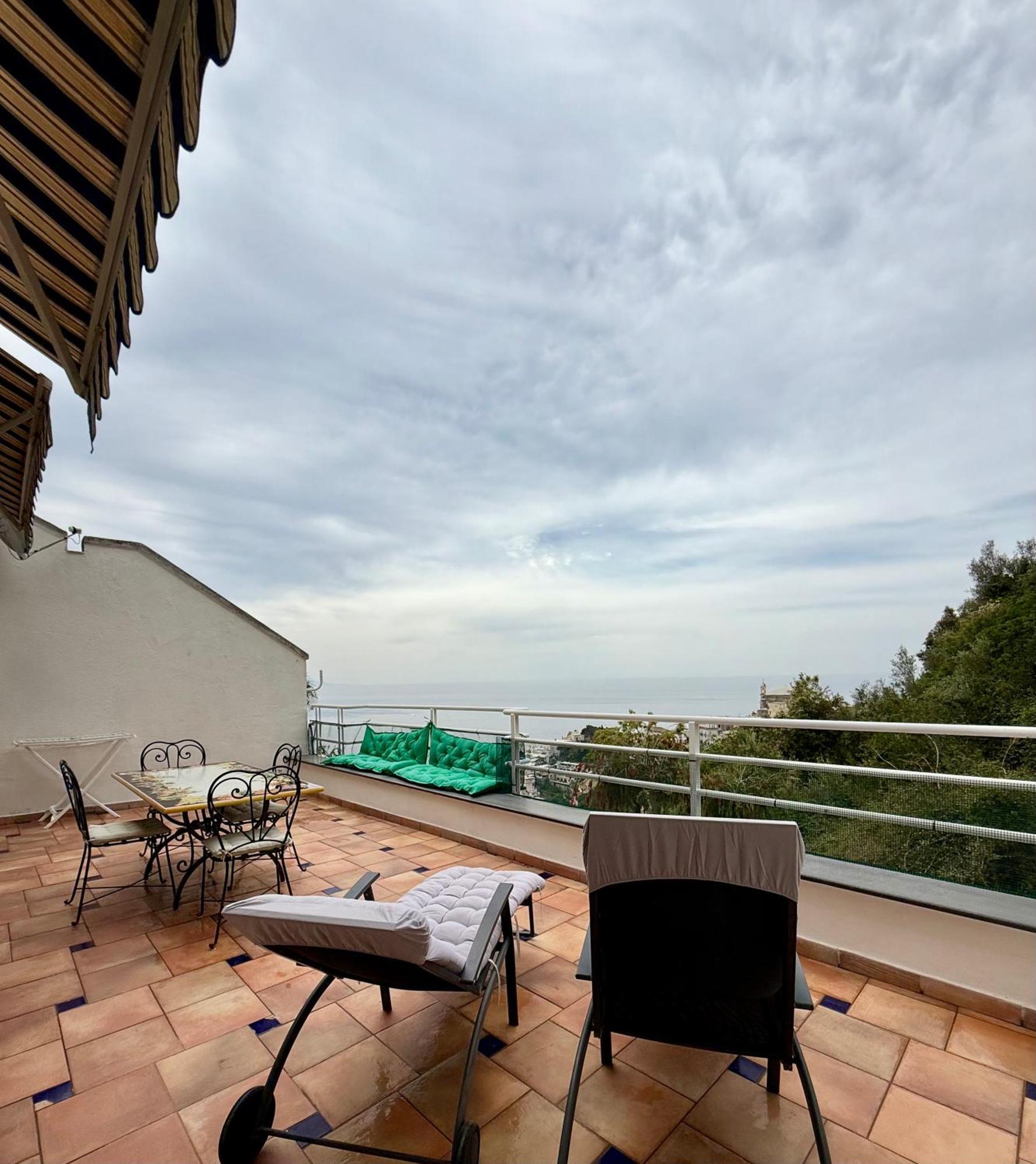 Venus Apartment Positano Luaran gambar