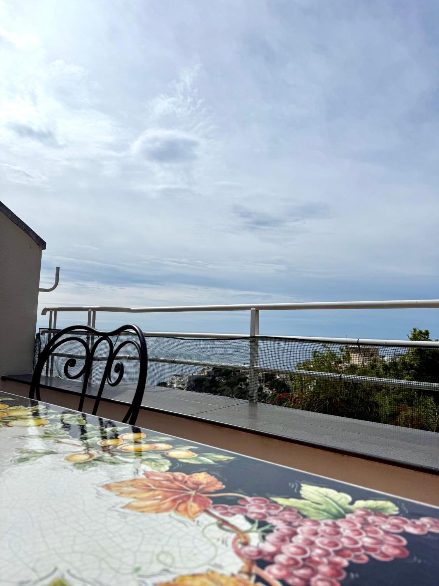 Venus Apartment Positano Luaran gambar