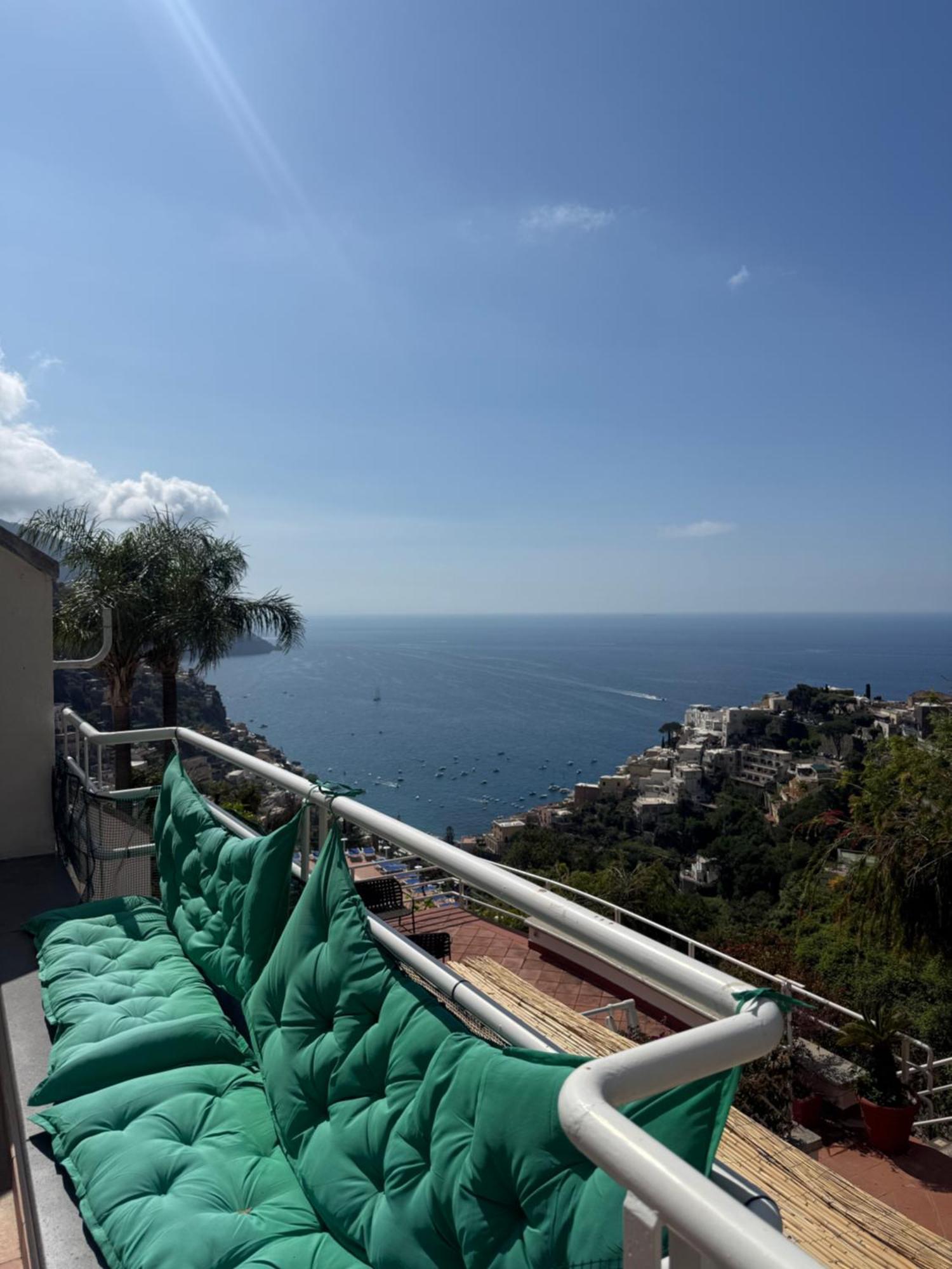 Venus Apartment Positano Luaran gambar