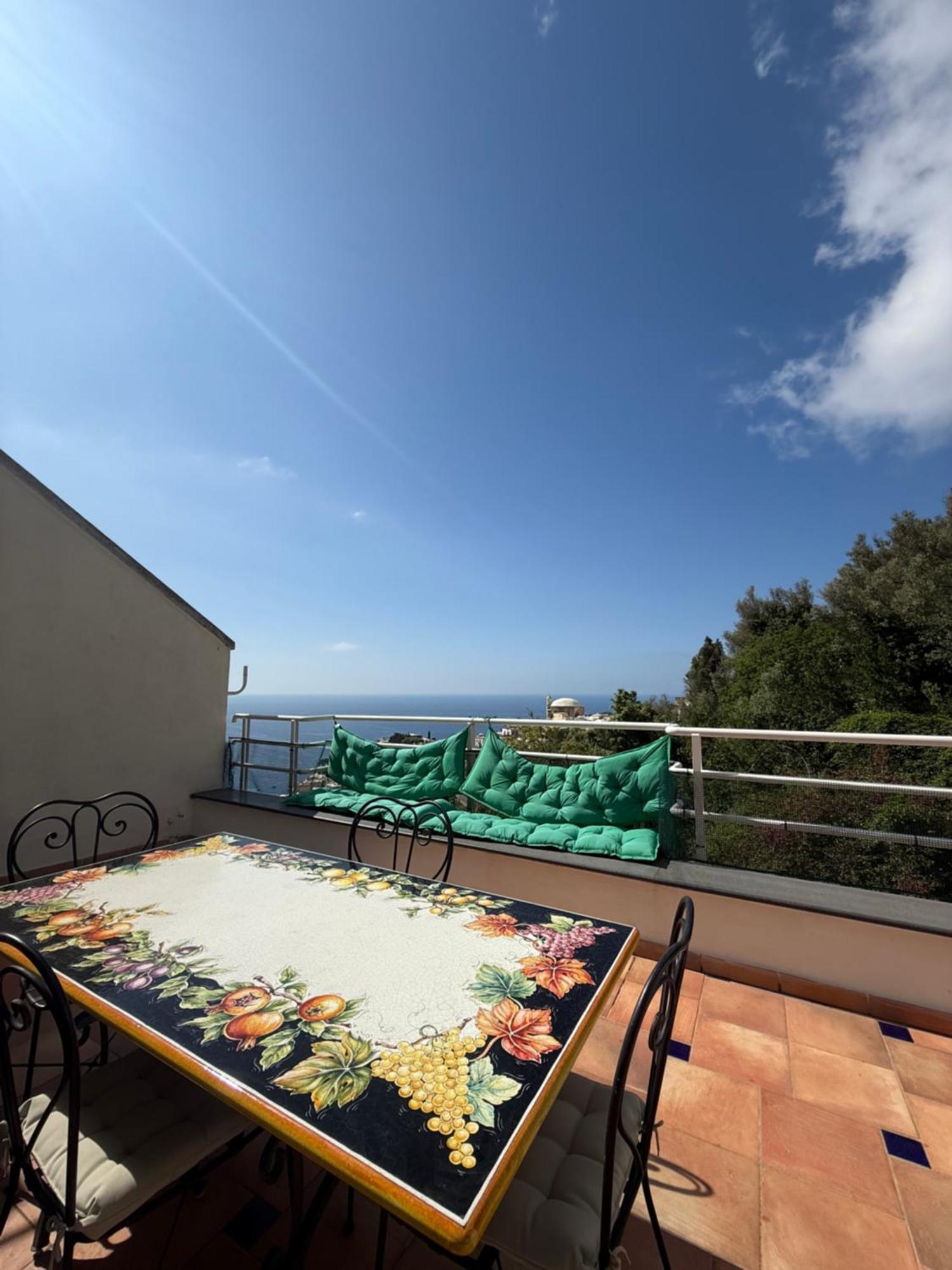 Venus Apartment Positano Luaran gambar
