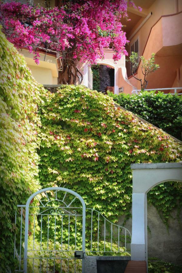 Venus Apartment Positano Luaran gambar